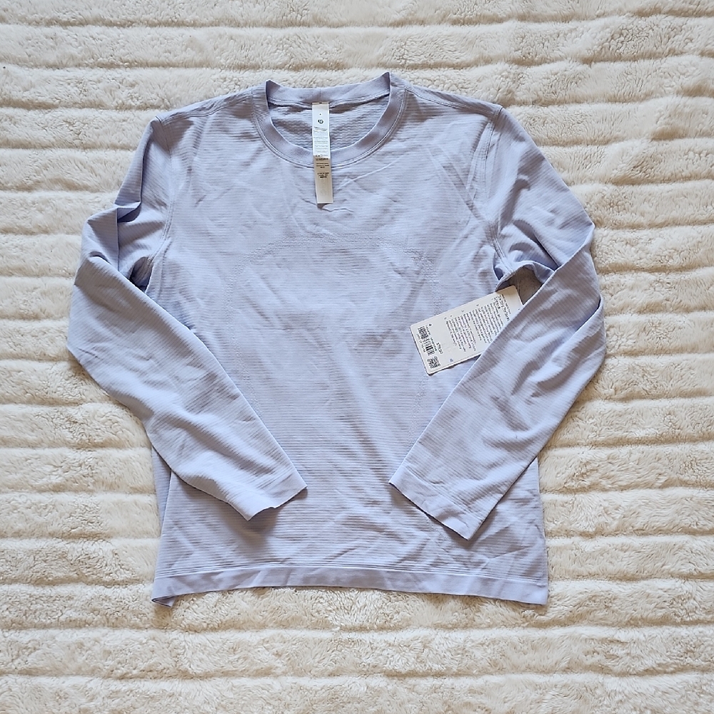 lululemon athletica Long Sleeve Tee in Light Lavender